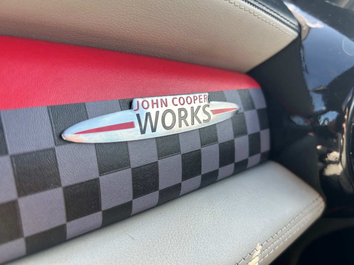 Mini Mini Cooper JCW 1.6 211