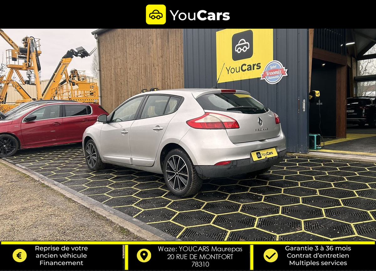 RENAULT Megane 3 BOSE Hatchback 1.5 dCi EDC 110 cv GPS - RADAR DE RECUL