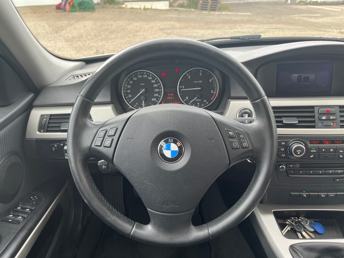 Bmw 320D XDRIVE 184ch, RADAR AVANT ARRIERE, SIEGES CHAUFFANT, REGULATEUR, LIMITEUR