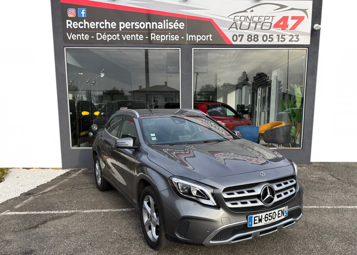 Mercedes-Benz GLA (2) 180 SENSATION 7G-DCT