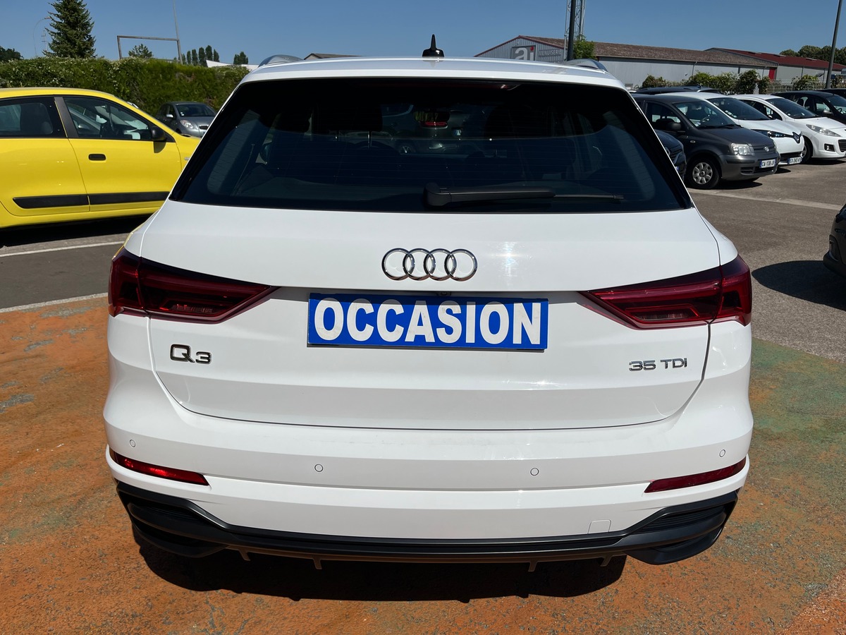 Audi Q3 35 2.0 TDI S Tronic7 150 S LINE Boîte automatique