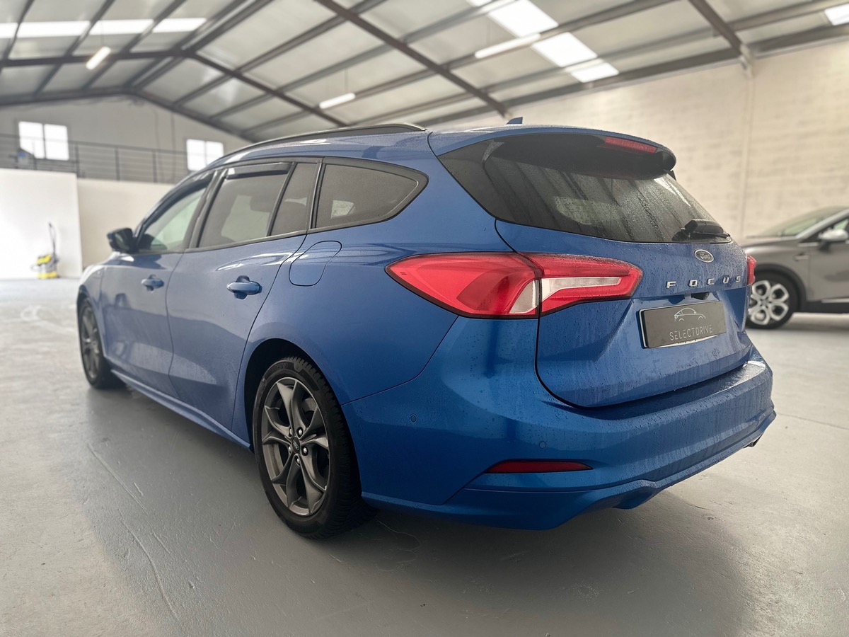 Ford FOCUS SW 2.0 EcoBlue 150 S&S BVA8 ST Line ENTRETIEN COMPLET