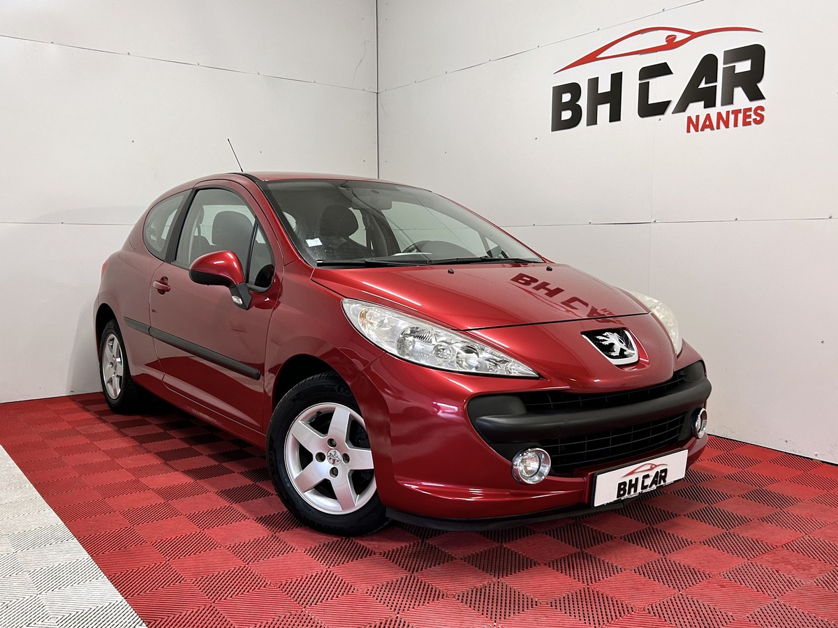 Image: Peugeot 207 1.4i 75 CH URBAN MOVE