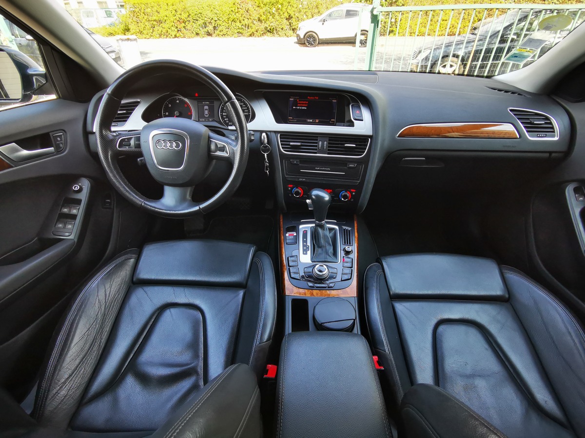 Audi A4 2.0 TDI 143 AMBITION LUXE bb