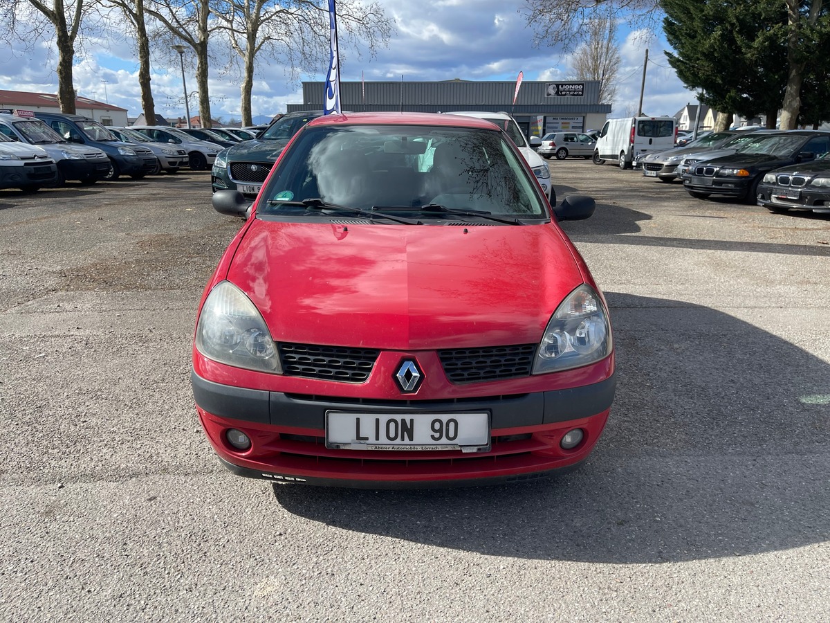 RENAULT Clio 1.4 L  75CH VO 167