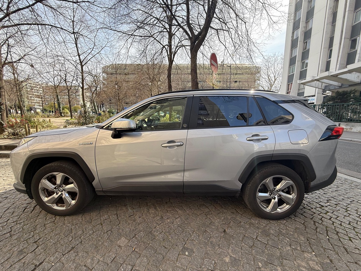 Toyota RAV4 V 2.5 Hybride Dynamic 218ch