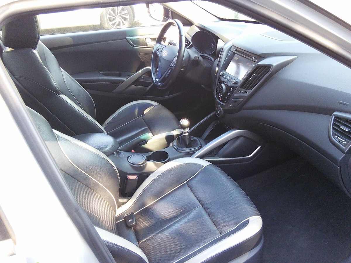 Hyundai Veloster 1.6 T-GDI 16V 186 cv