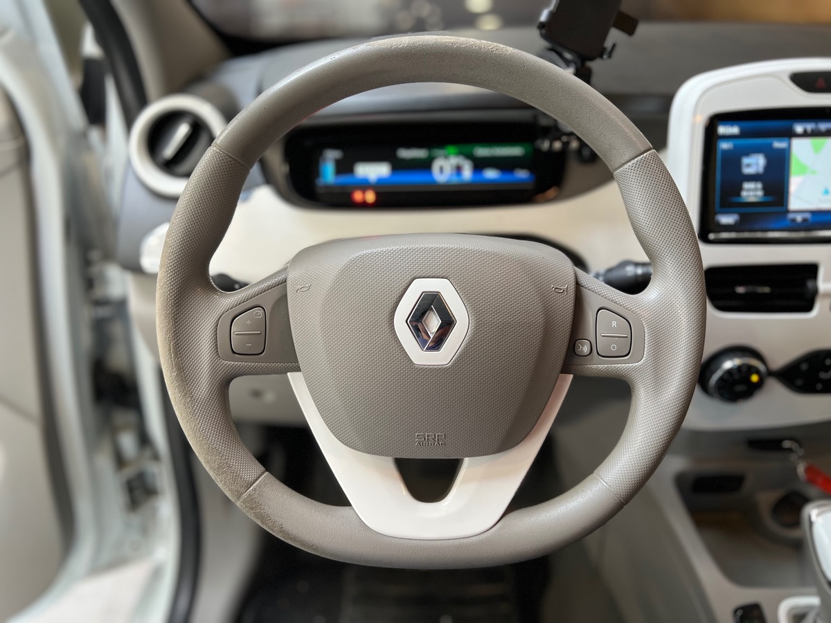 RENAULT Zoe LIFE LOCATION-CHARGE DIAC