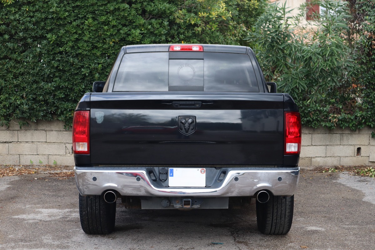 Dodge RAM 1500 5.7 HEMI 390 CV Laramie + Kit GPL / Immatriculation Française