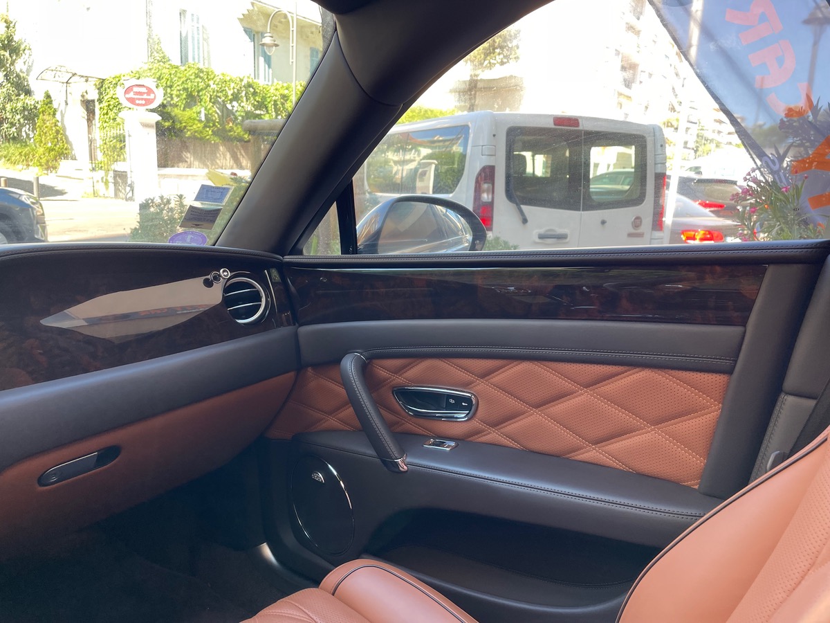 Bentley Flying Spur SPUR W12 635CV / VF / Full Option /Entretien complet Bentley /Configuration Rare
