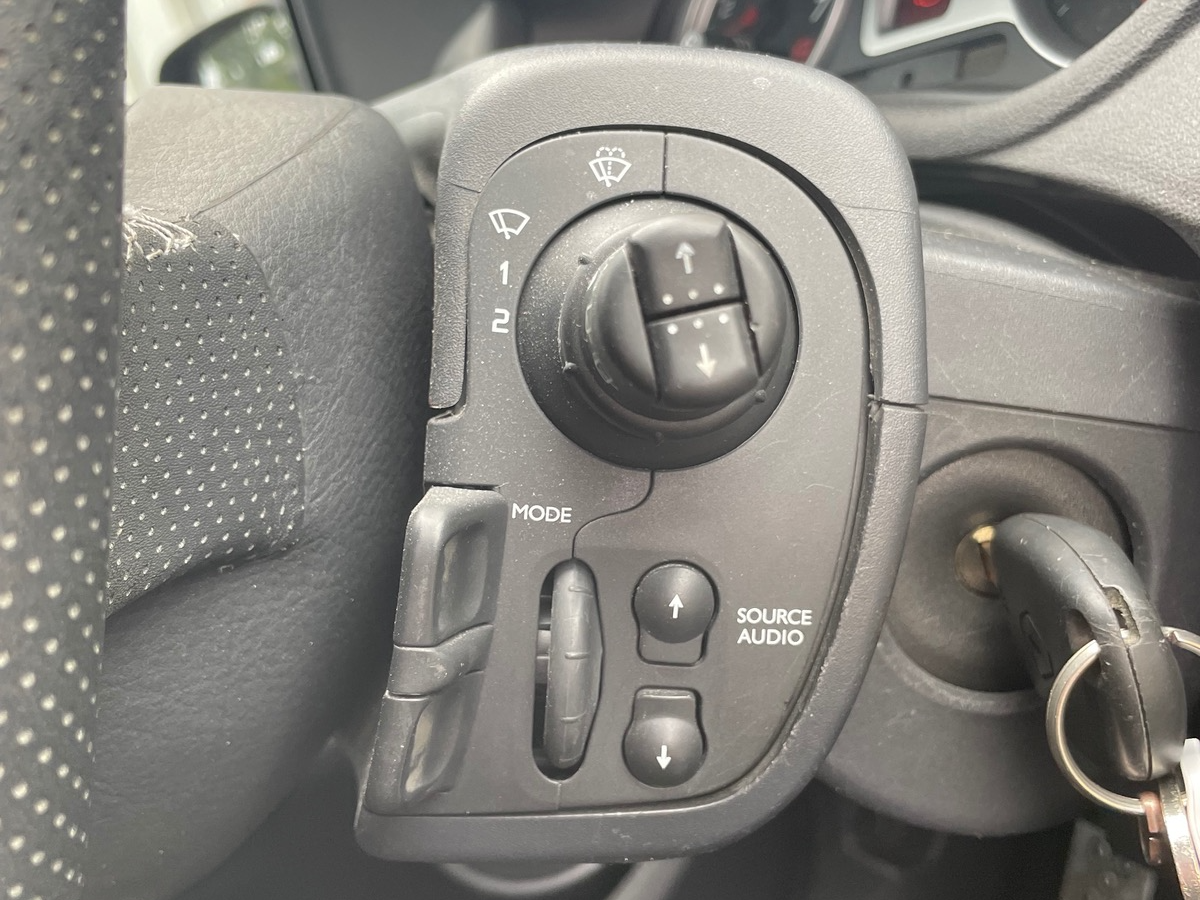 RENAULT Clio III RS 2.0L 200