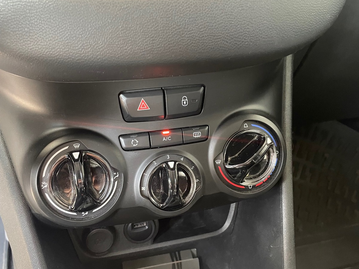 Peugeot 208 1.5 hdi 100CH Active Garantie 6 mois ✅