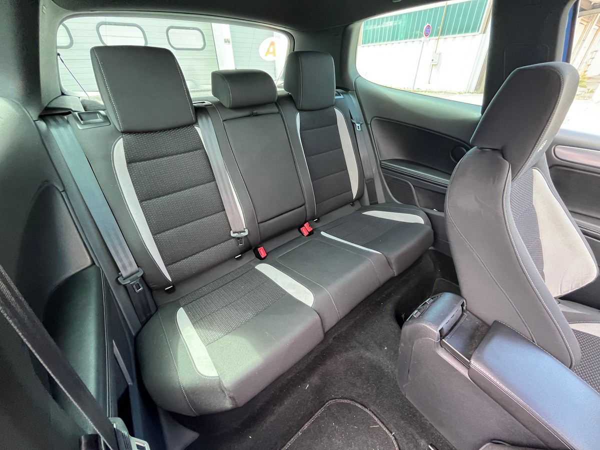 Volkswagen Golf 6 R 4MOTION 270ch  DSG6, RADAR DE RECUL, GPS, REGULATEUR