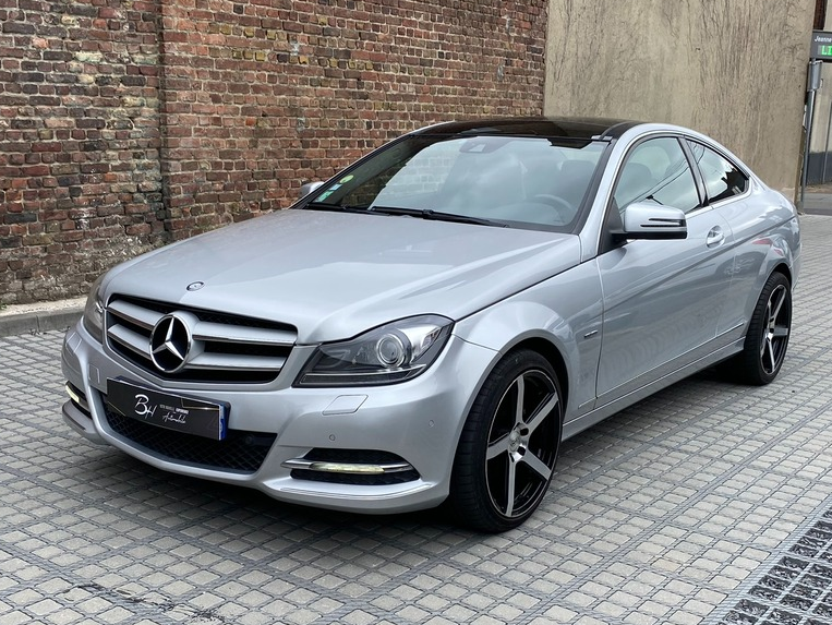 Image: Mercedes Benz Classe C II COUPE 220 CDI BLUEEFFICIENCY