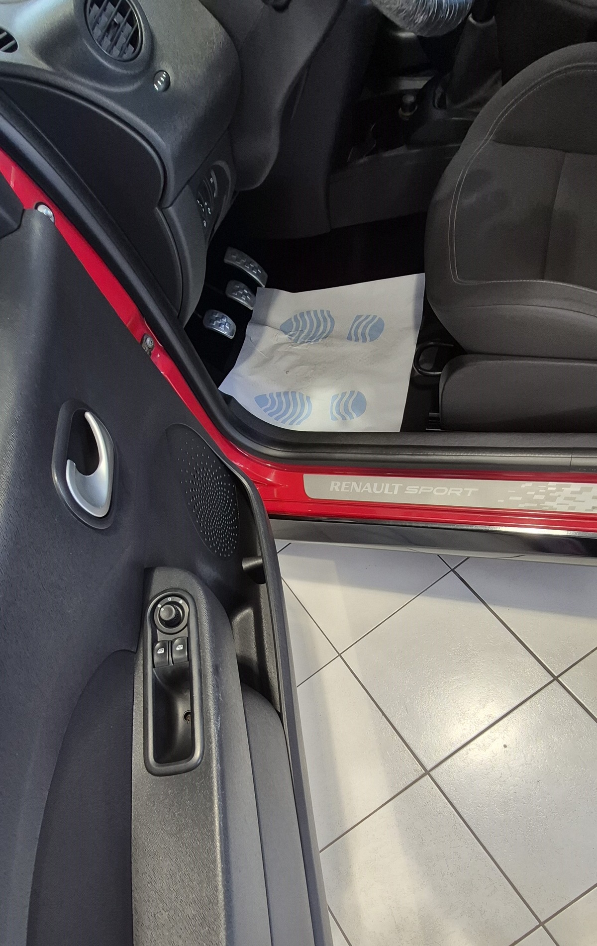 RENAULT Twingo RS 130CV