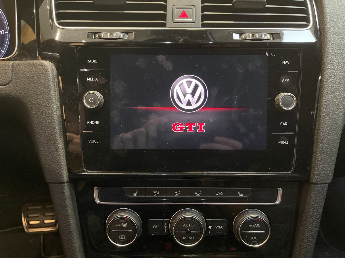 Volkswagen Golf 2.0 TSI 245 GTI DSG BVA