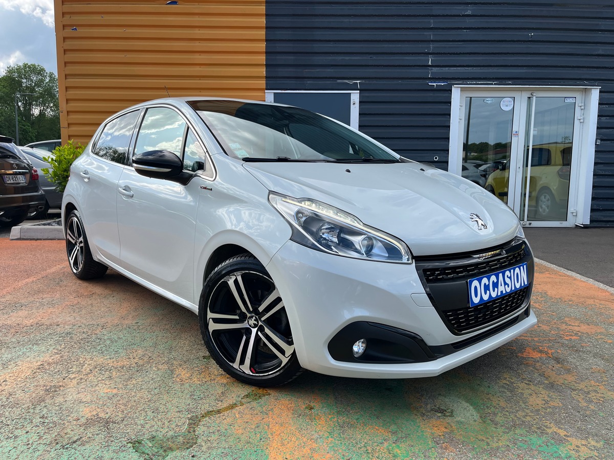 Peugeot 208 Phase 2 5 Portes 1.5 Blue HDi 100 CH GT LINE