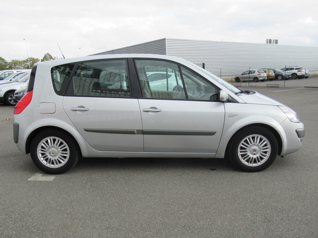 RENAULT Scenic 2 1.9 DCI 130 Luxe Privilege