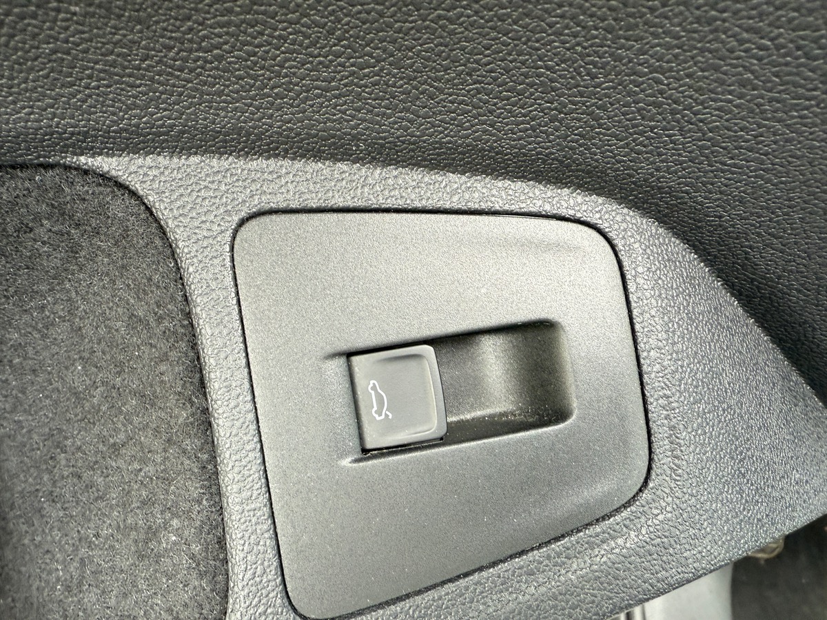Volkswagen Tiguan BI-TDI 240 4Motion DSG R-line, Virtual Cockpit, Toit Ouvrant, Dynaudio,