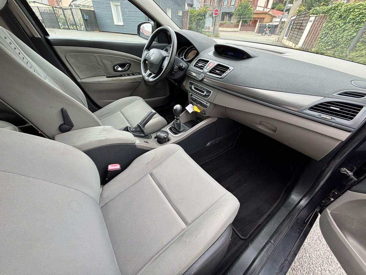 RENAULT Megane III E85 EXPRESSION - Révisée - Garantie