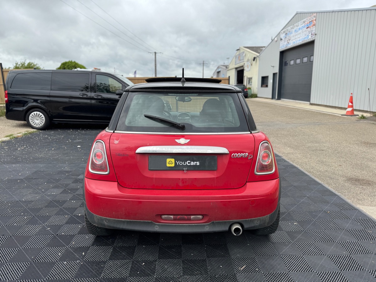 Mini Cooper 2 (R56) LCI D 1.6  110 cv - TOIT OUVRANT - INTERIEUR CUIR - RADAR DE RECUL