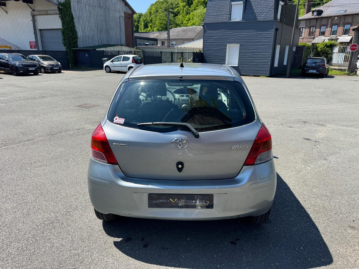 Toyota Yaris 2 France 5 portes 1.0 VVTi 68 cv