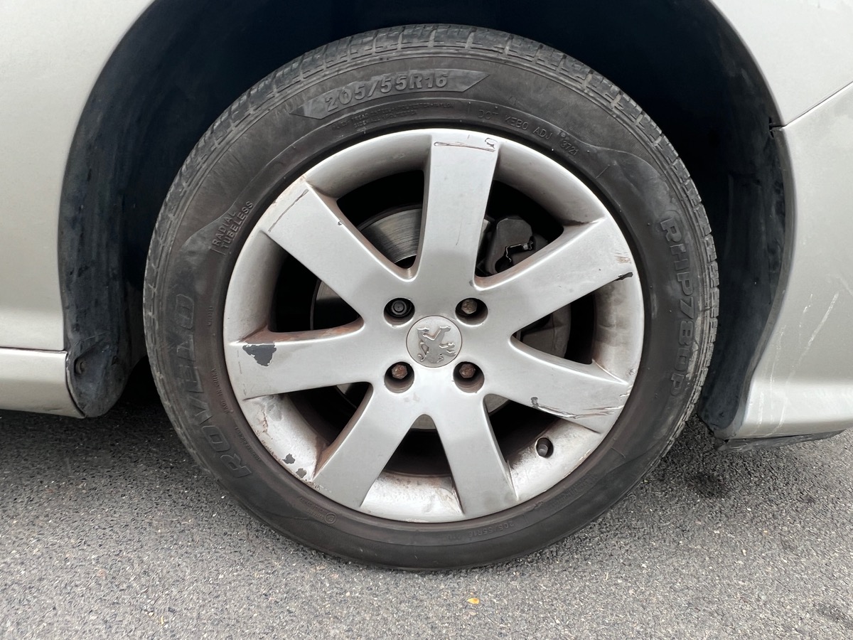 Peugeot 308 Neubauer 1.6 HDI 90 Boite Auto 6