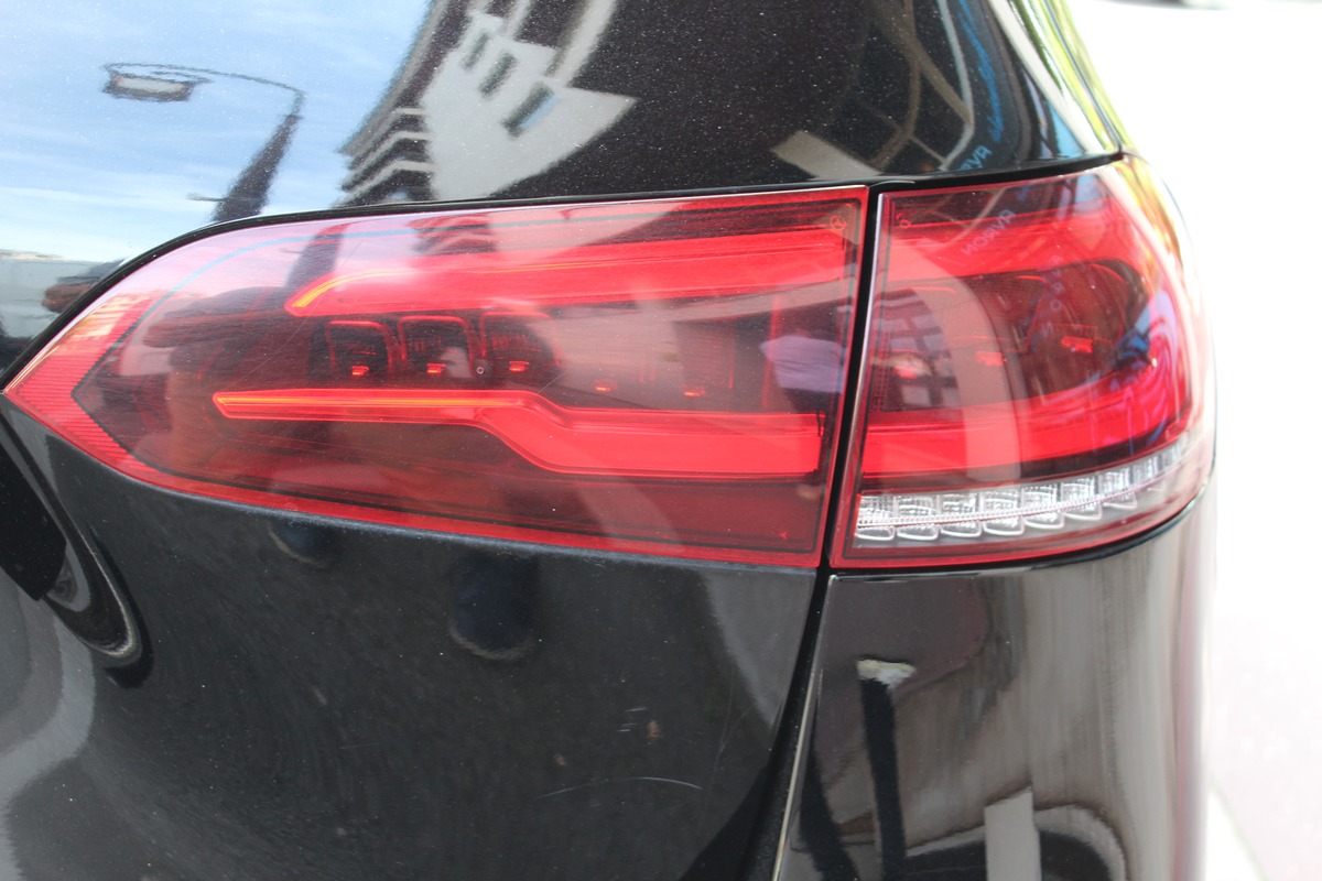 Mercedes Benz CLASSE B III 180 D AMG LINE 7G-DCT  (attelage)