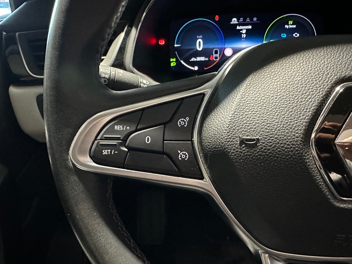 RENAULT Captur HYBRID RECHARGEABLE etech160 INTENS