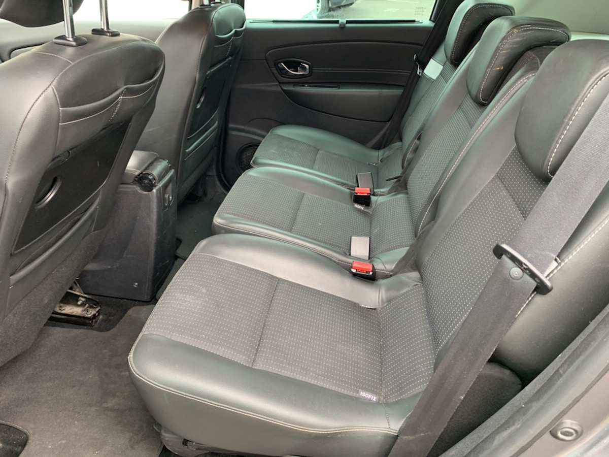 RENAULT Scenic 1.5 DCI 110 CV 1r main 4XCARTs