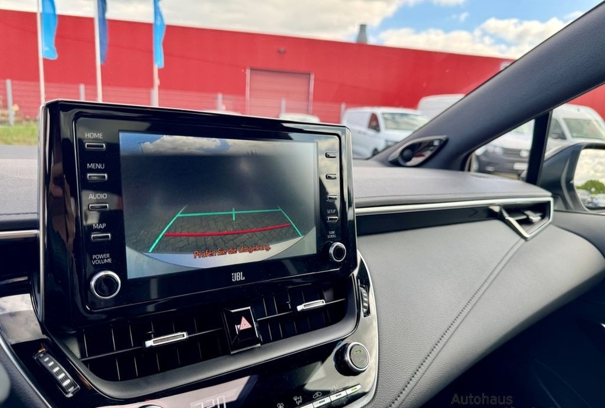 Toyota Corolla 2.0 1584ch Hybrid GR Sport AHK Navi JBL