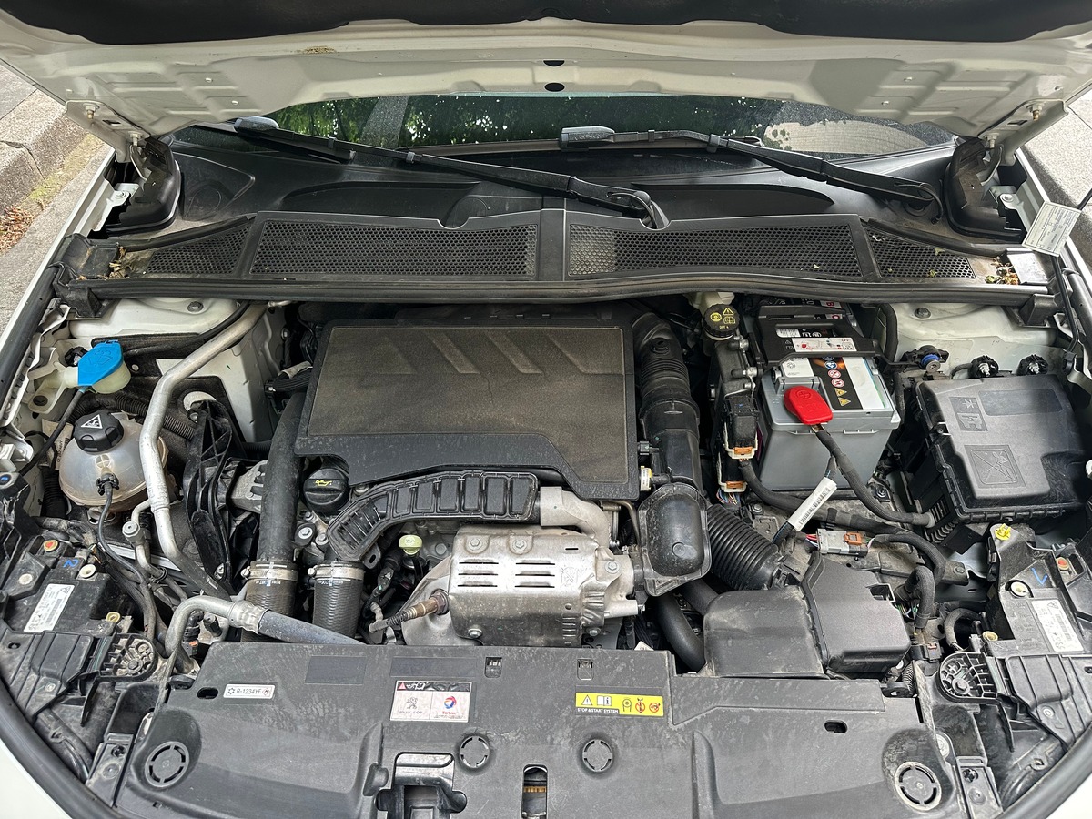 Peugeot 308 GT Pack EAT8 130ch Toit Ouvrrant