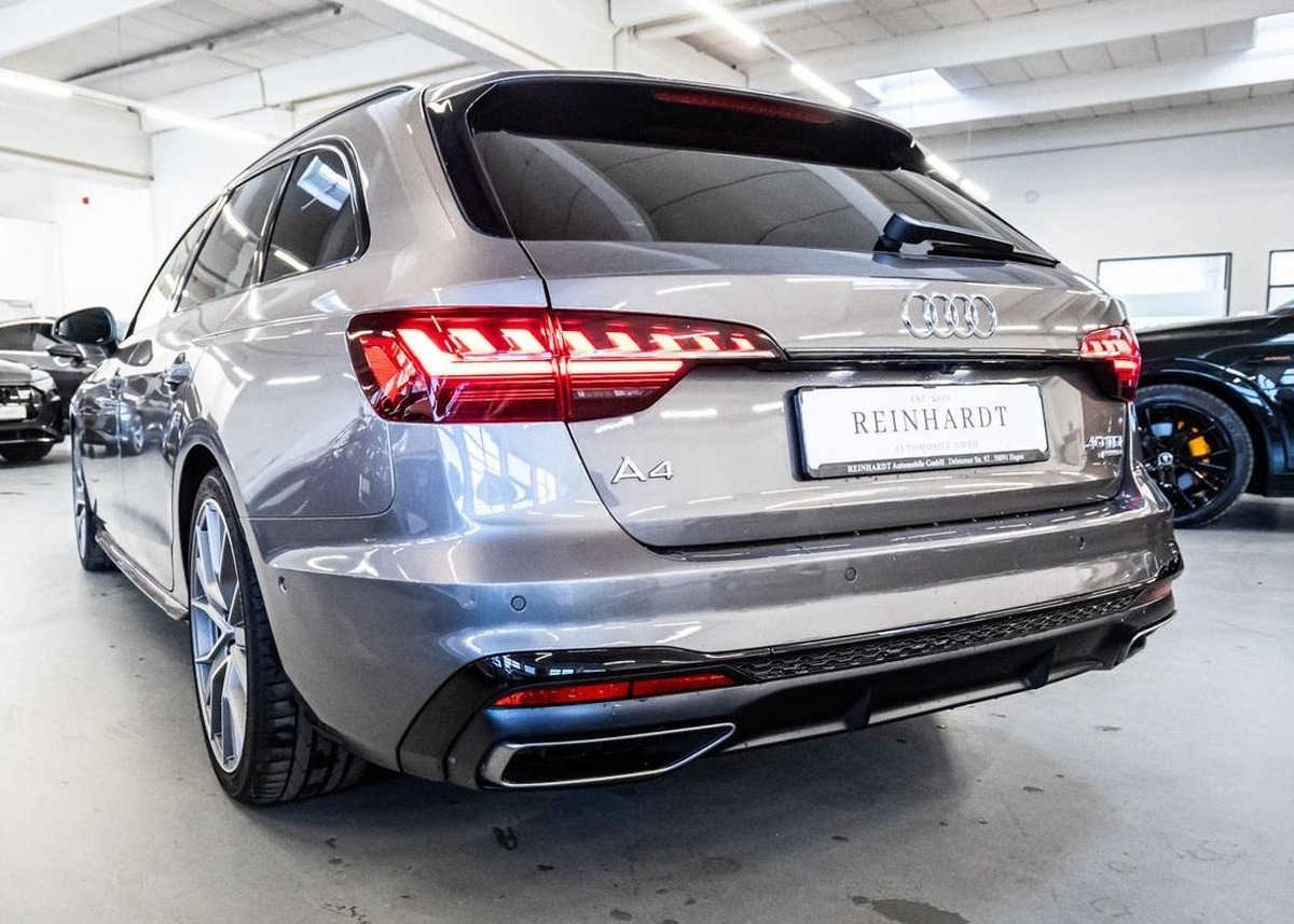 Audi A4 Avant V 40 TDI 204ch S line quattro S tronic 7 Bang&Olufsen Toit ouvrant Attelage