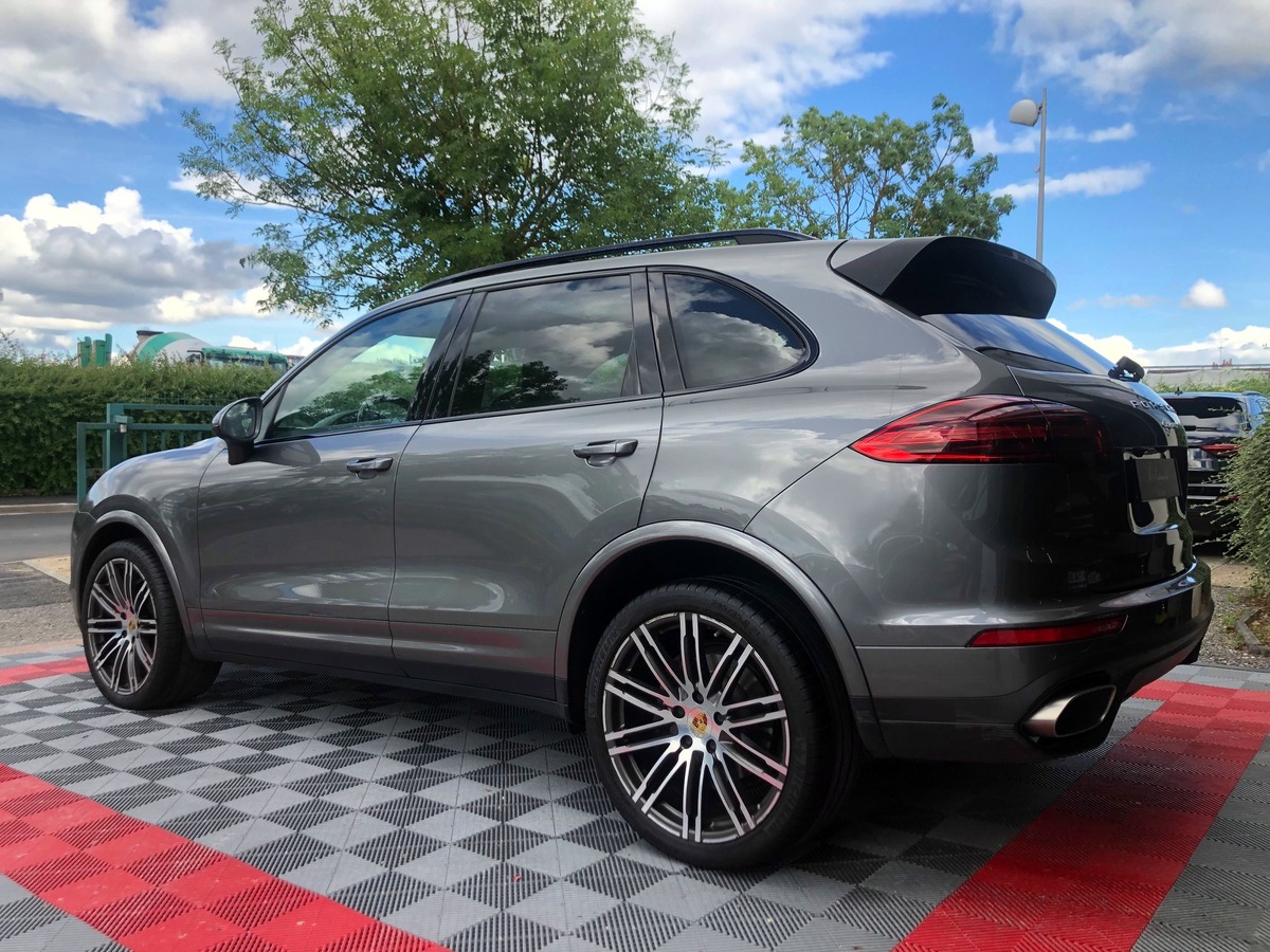 Porsche Cayenne II V6 3.0 D 262 TIPTRONIC ATTELAGE