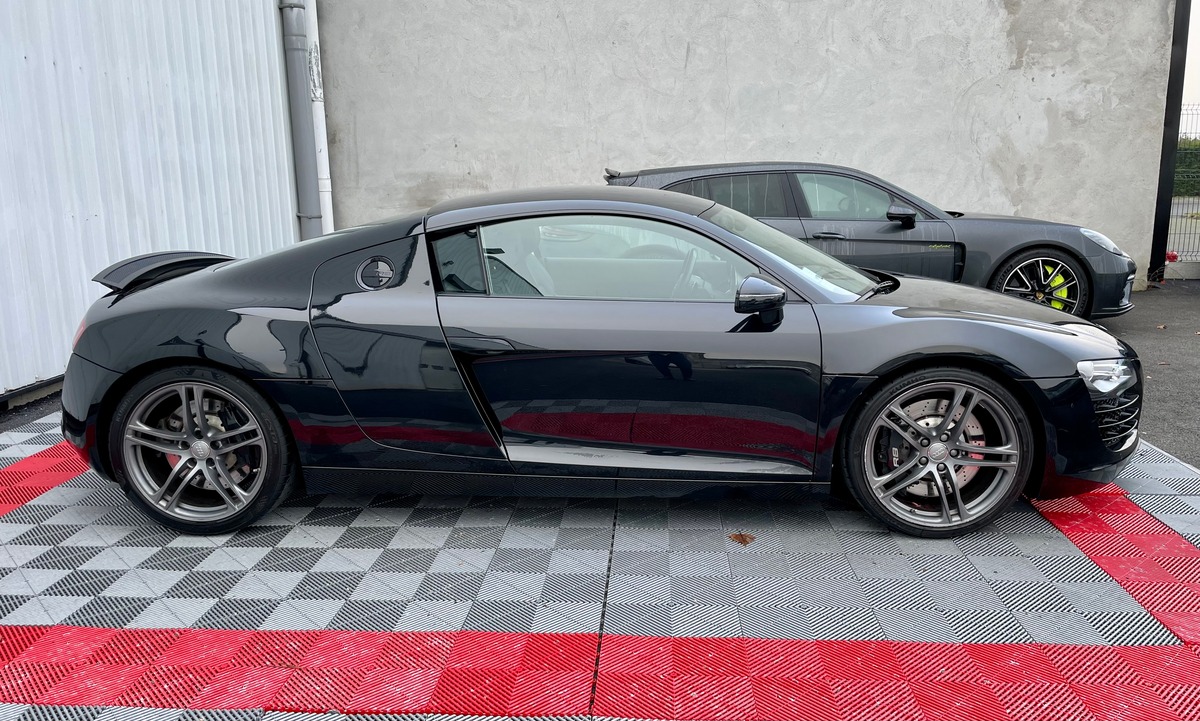 Audi R8 V8 4.2 430 Quattro R-Tronic 6 Carbon f