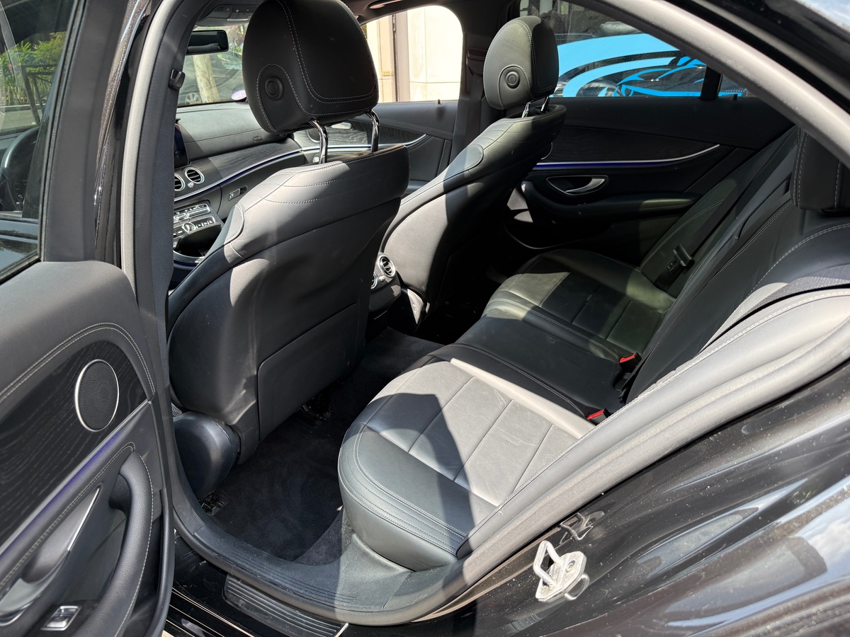 Mercedes-Benz Classe E V (2) 2.0 300 DE AVANTGARDE LINE 9G-TRONIC