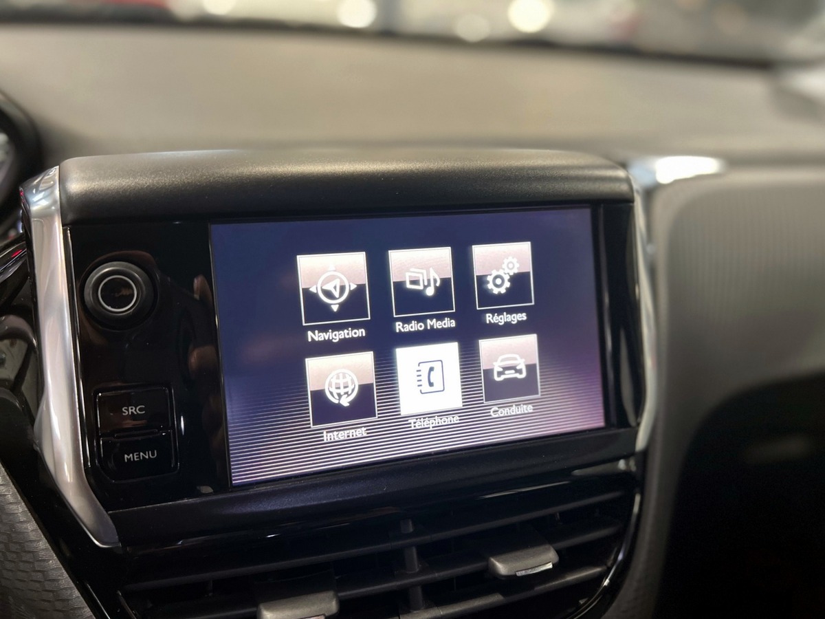 Peugeot 2008 1.6 BlueHdi 100 Active GPS