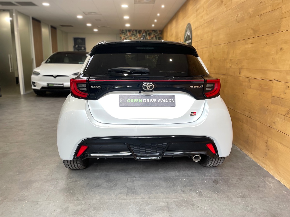 Toyota Yaris 1.5 114H 90 HYBRID FULL-HYBRID 0.8KWH GR-SPORT BVA