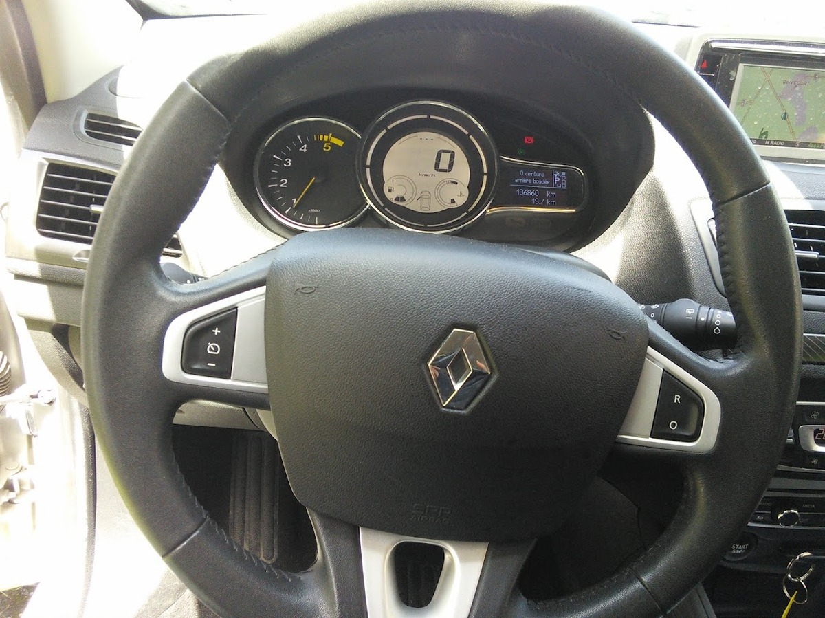 Renault Megane 1.5 DCI 110 BVA BUSINESS 136850km