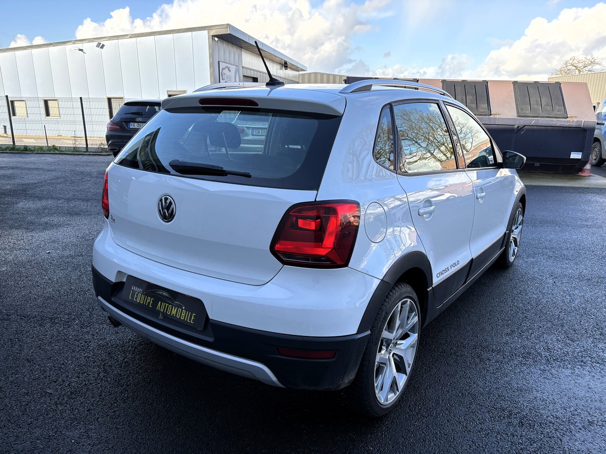 Volkswagen CrossPolo 5 1.2 TSI 90 BLUEMOTION TECHNOLOGY CROSS POLO 5P