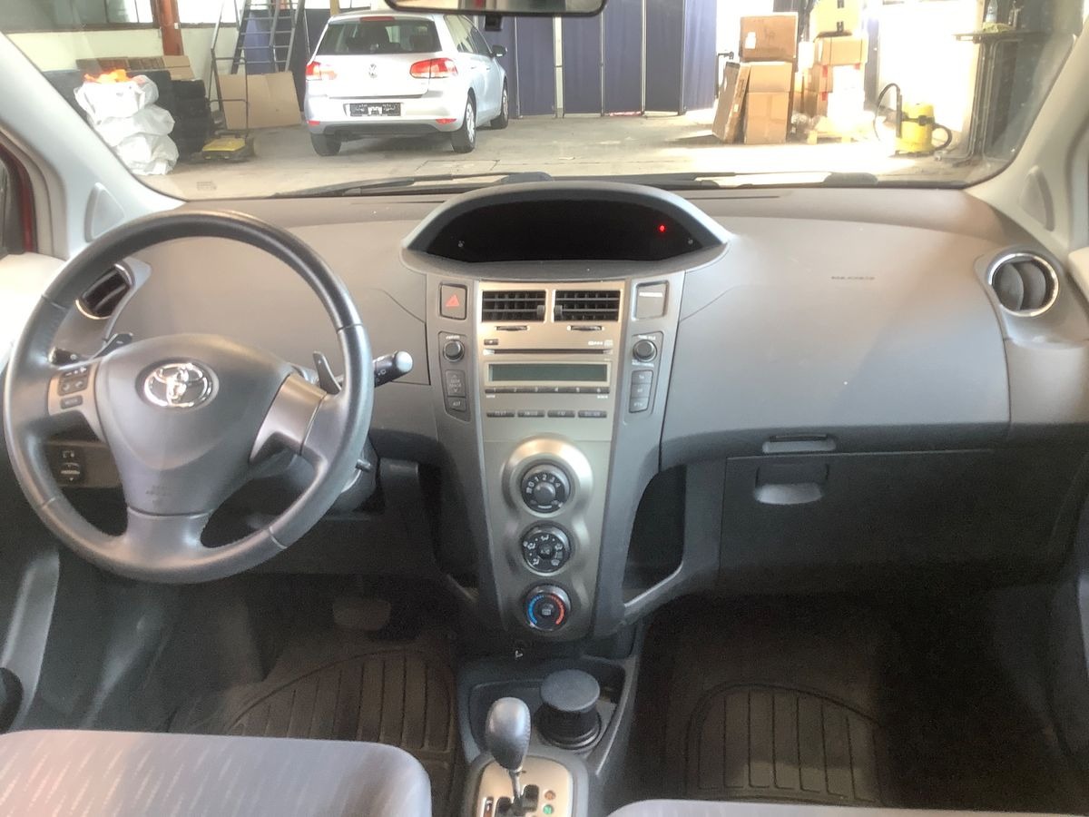 Toyota Yaris II 1.33 VVTi 100 Boite Automatique