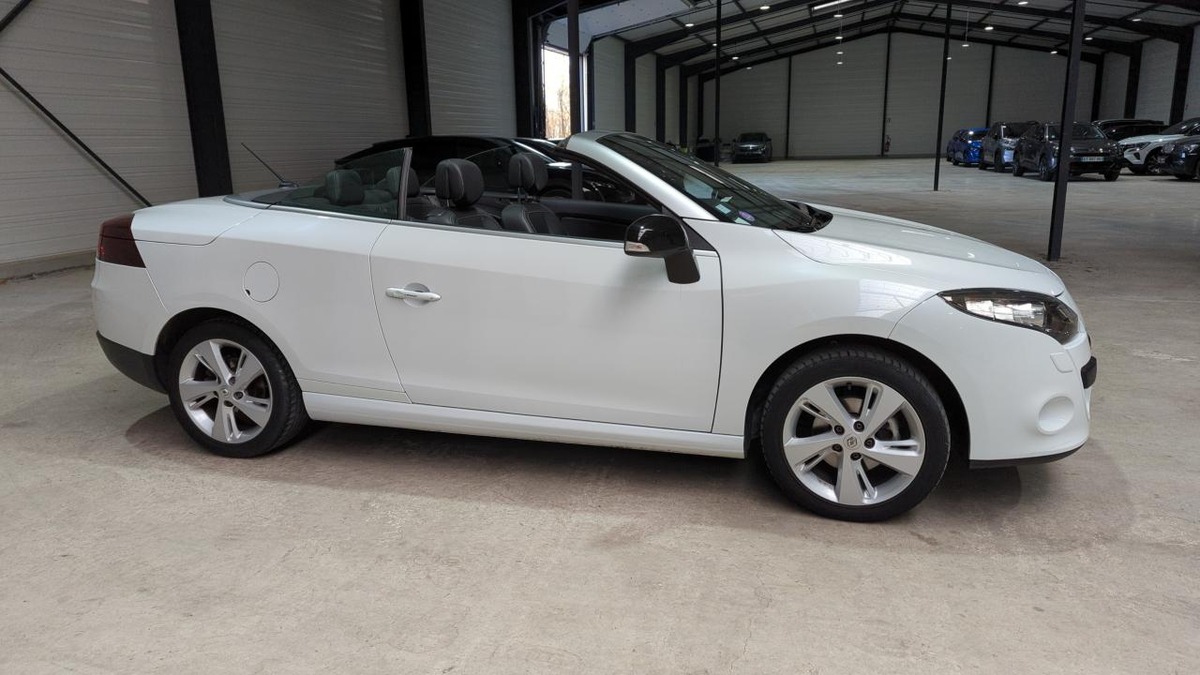 RENAULT Megane CC TCE 130 EXCEPTION ENERGY