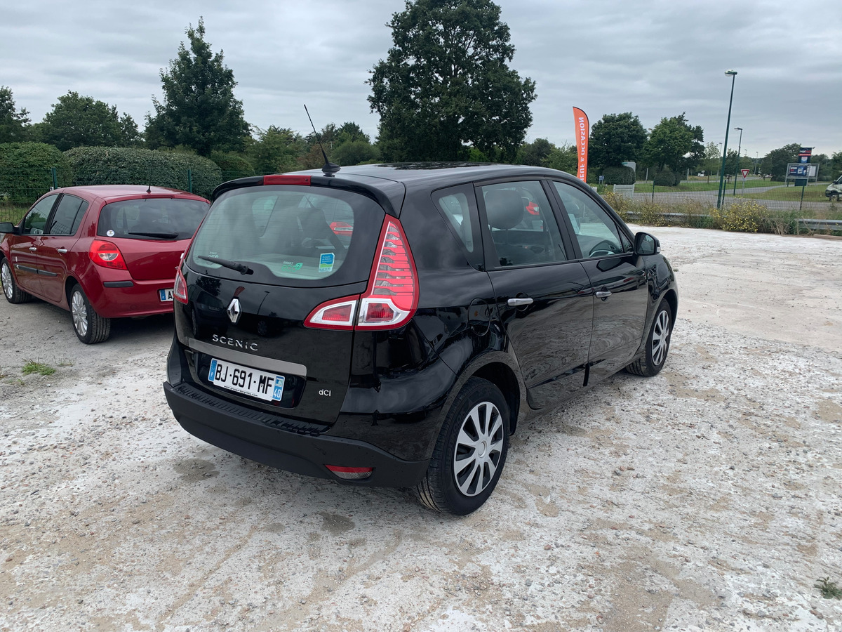 RENAULT Megane scenic 1.5 dci 110CH 187163km