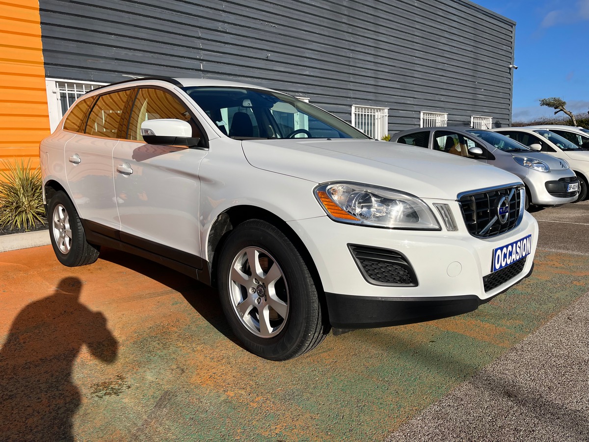 Volvo XC60 I FWD D3 Drive 2.0 TDi 163 ch