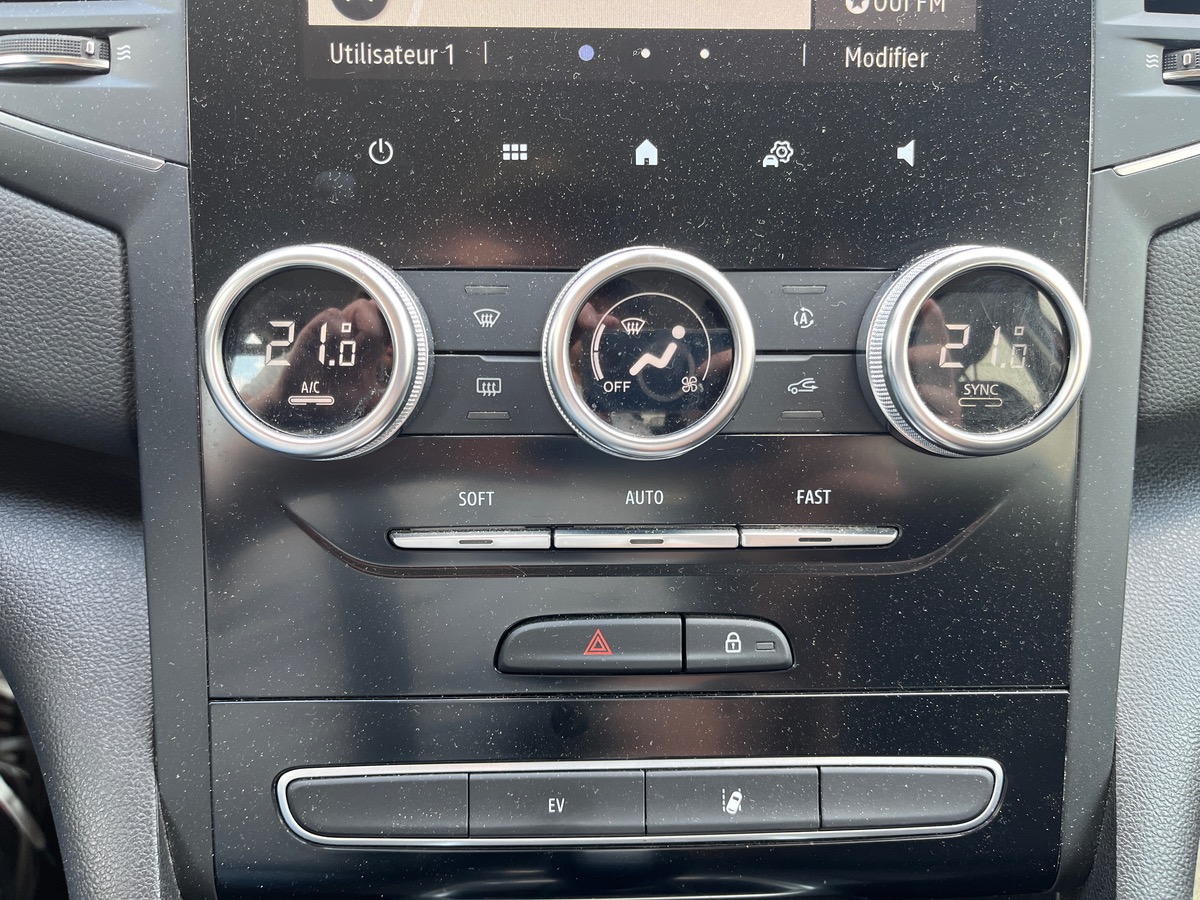 RENAULT Megane IV ESTATE 1.6 E-TECH PLUG-IN HYBRIDE 160 BUSINESS