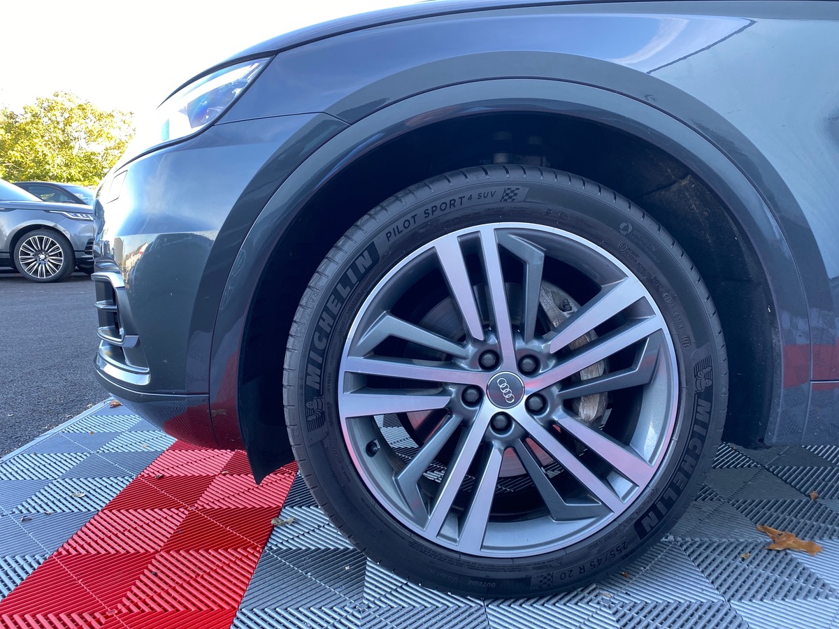 Audi Q5 II 3.0 V6 286 AVUS TO/CAM 1er MAIN TVA aa