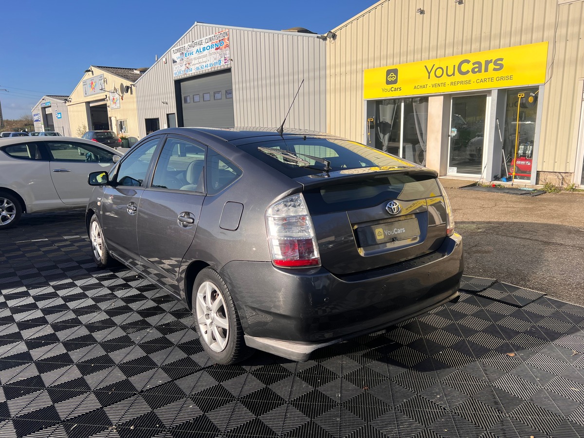 Toyota Prius Berline 77cv Boîte auto - VEHICULE EN TRES BON ETAT - RIEN A PREVOIR