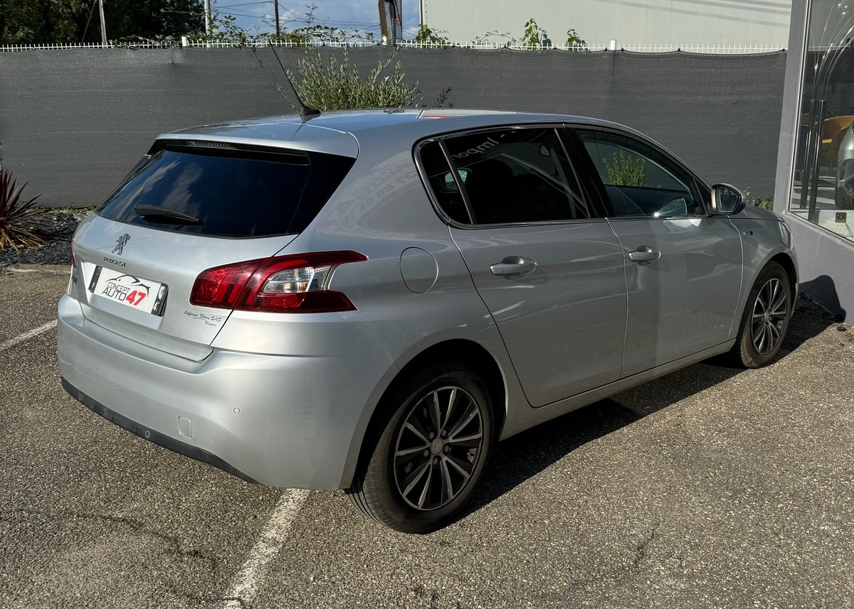 Peugeot 308 1.2 S&S 110 STYLE