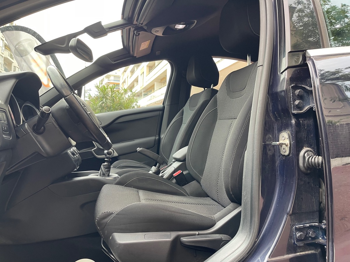 DS DS4 1.6 HDI 120 cv SO CHIC / GPS / RADAR /