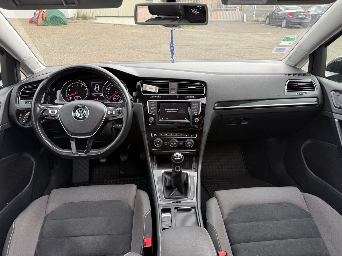 Volkswagen Golf VII 1.4 TSI BlueMotion S&S 122 cv CARAT ,Toit ouvrant, Suivi Complet